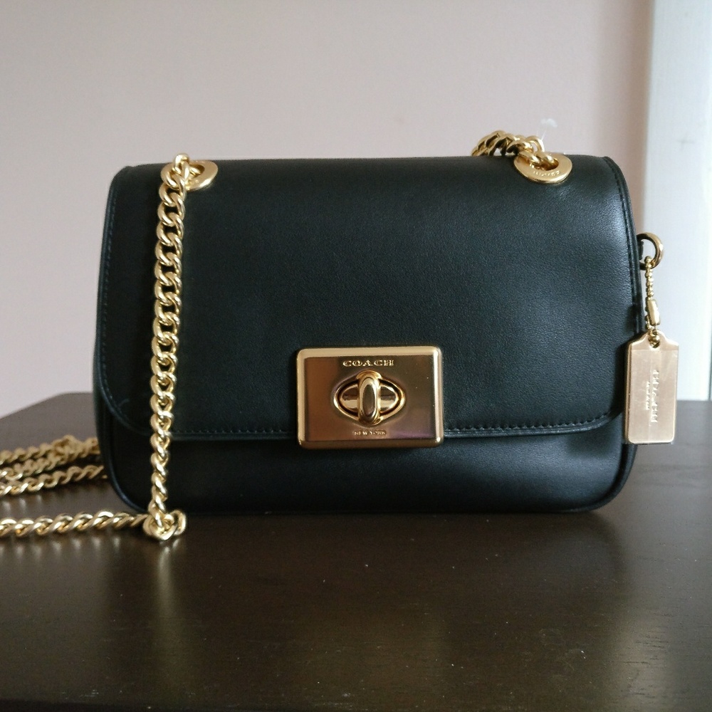 🆕 Coach Leather Chain Strap Cassidy Crossbody